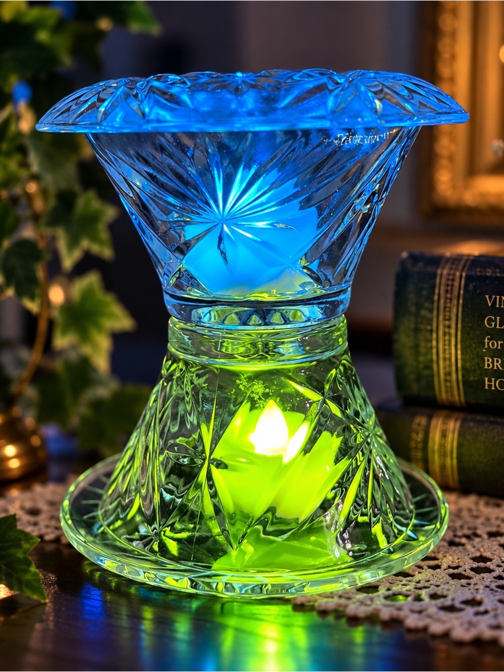 Vintage Clear Starburst Glass Fairy Lamp – Hourglass Design – LED Candle Holder